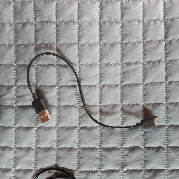 HMDX Wireless earbuds kit - Picture 3 of 7